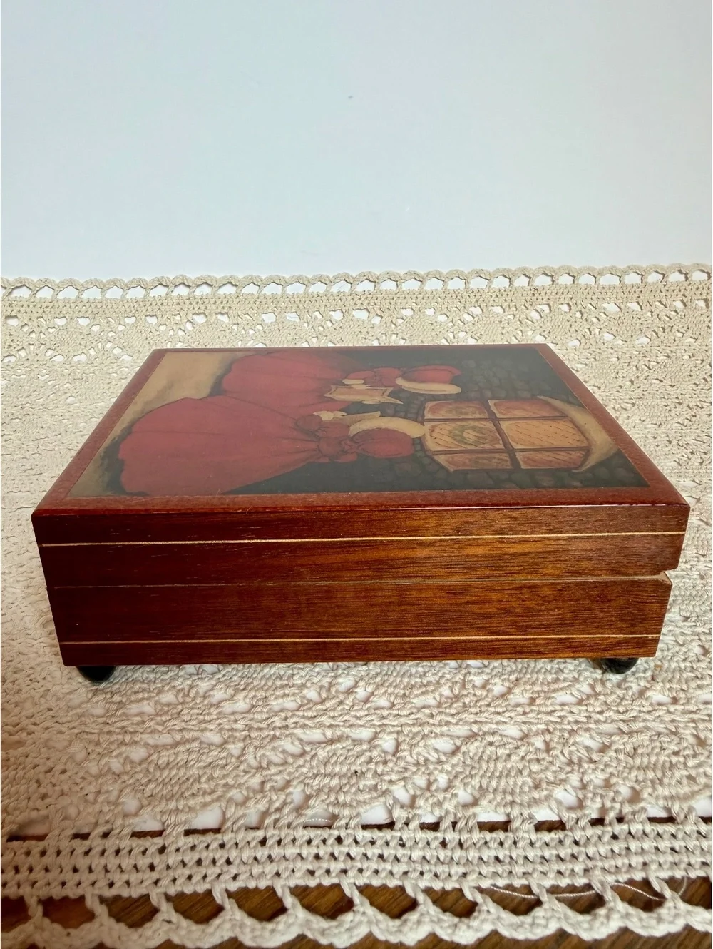 Vintage Reuge Swiss Music Box Santa Notte Christmas Carolers Wood Box